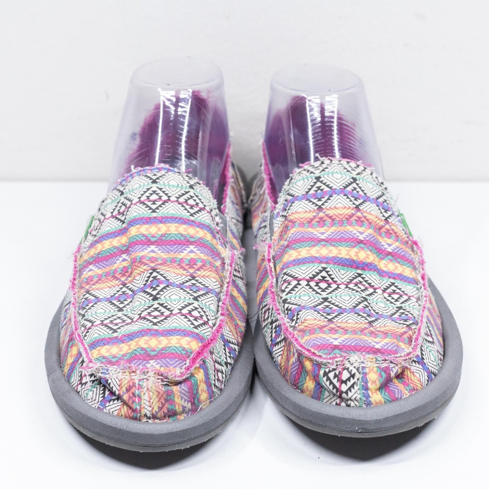 SANUK Donna Geometric Tribal Canvas Slip On Loafers Beachy Festival Pink Sz 8